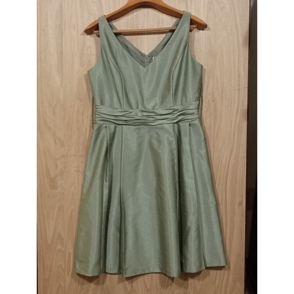 Jessica Howard A-Line Muted Green Dress For Any‎ Special Occasion Size 14.